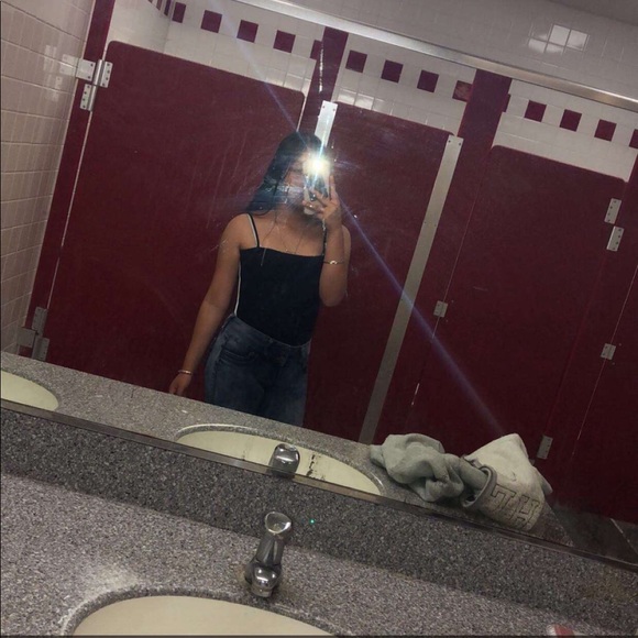 Meet your Posher, Karen - Picture 1 of 1